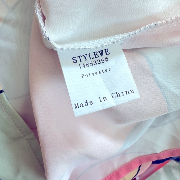 NWT STYLEWE abstract floral blouse - Picture 8 of 11